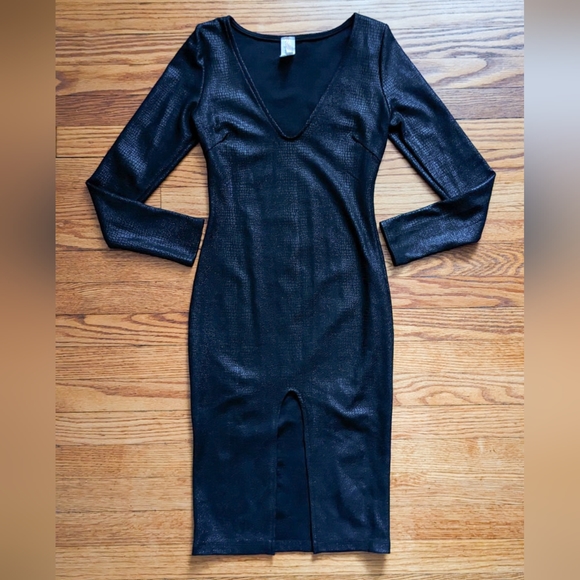 NWOT 🖤 Codigo Faux Textured Python Snakeskin Black Plunge V-Neck Dress - Picture 2 of 8